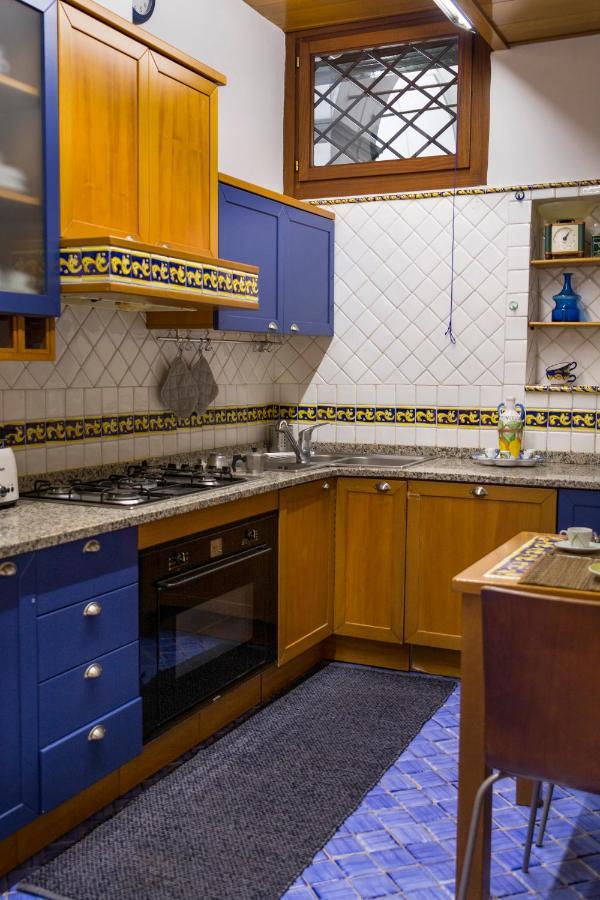 Charming Apartment 那不勒斯 外观 照片