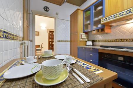 Charming Apartment 那不勒斯 外观 照片